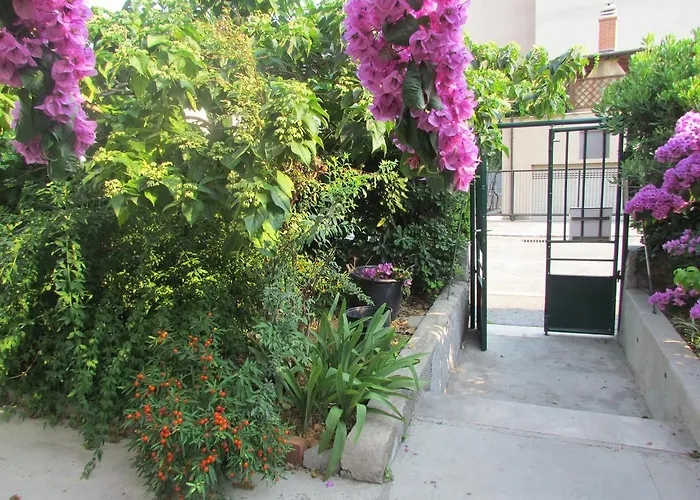 Apartment Mary Split